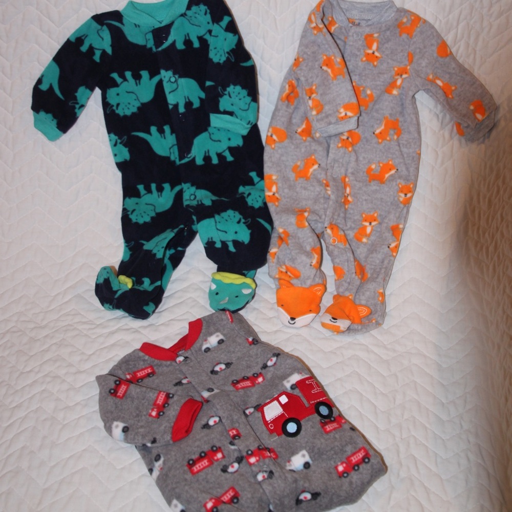 (3) LOT Carter’s NB Footie Sleepers SOFT!!